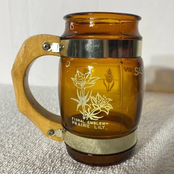 Vintage Siesta Ware Western Brown Glass Mug  With Wooden Handle Saskatchewan - Picture 2 of 8